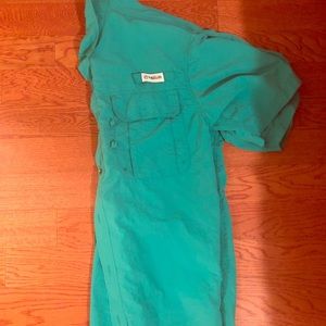 Magellan button down